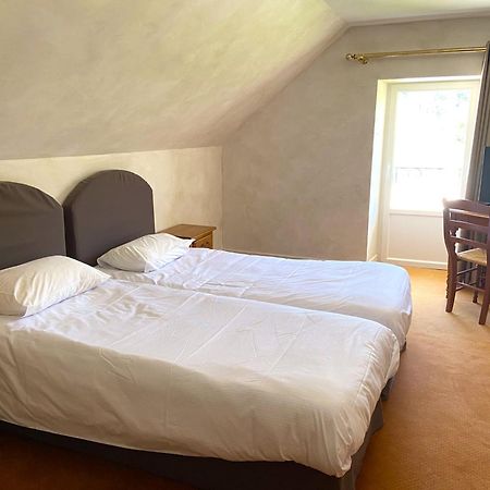 Hotel Beausejour Vic-sur-Cère 객실 사진