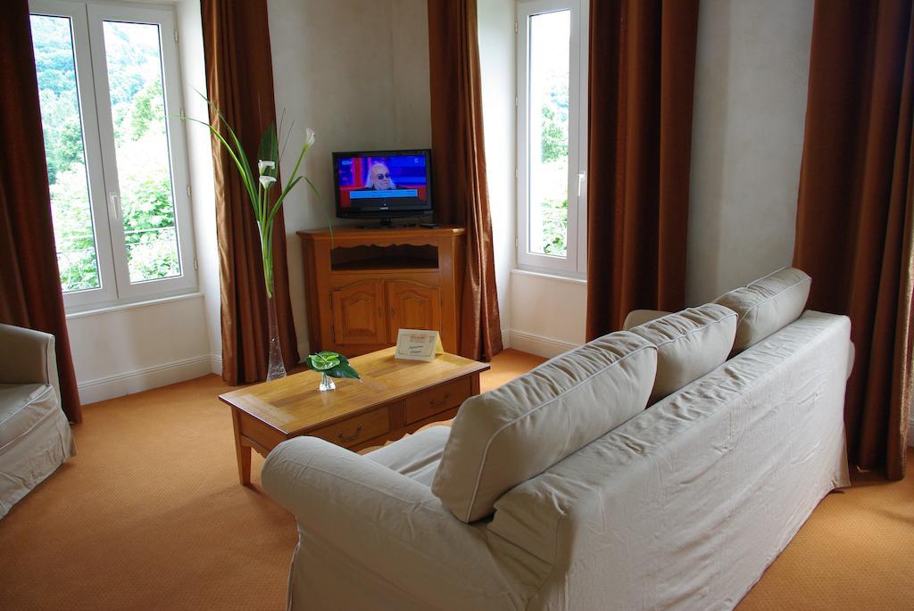 Hotel Beausejour Vic-sur-Cère 객실 사진